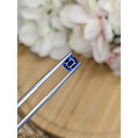 1.07 Ct. Blue Sapphire from Ceylon (Sri Lanka) Life Style