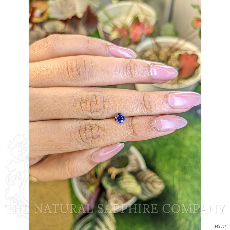 0.65 Ct. Color Change Sapphire from Ceylon (Sri Lanka)