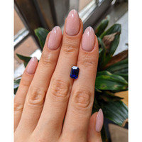 3.03 Ct. Blue Sapphire from Ceylon (Sri Lanka) Life Style