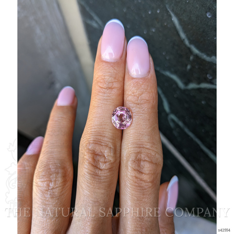 3.03 Ct. Pink Sapphire from Ceylon (Sri Lanka)