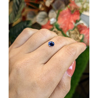 1.00 Ct. Blue Sapphire from Ceylon (Sri Lanka) Life Style