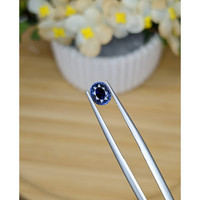 1.00 Ct. Blue Sapphire from Ceylon (Sri Lanka) Life Style