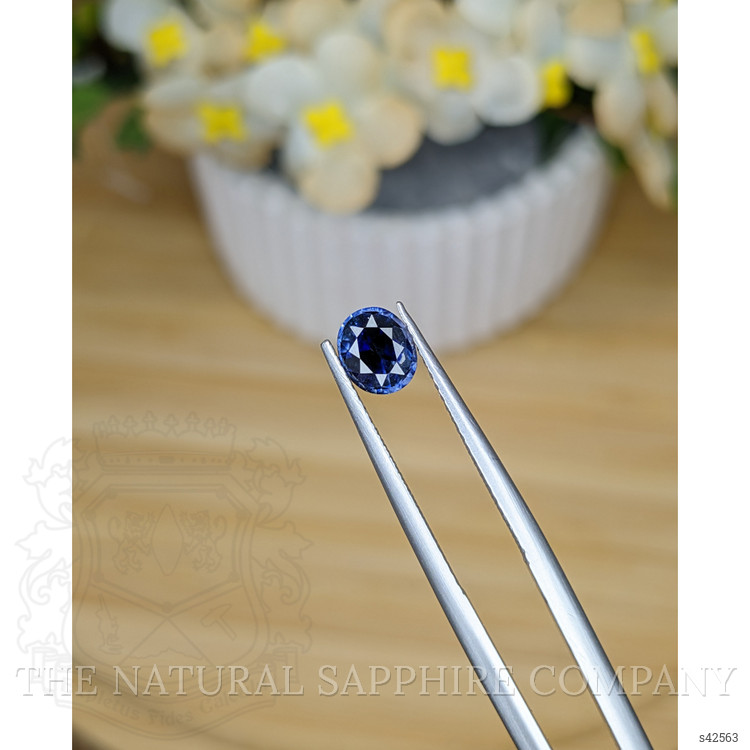 1.00 Ct. Blue Sapphire from Ceylon (Sri Lanka)
