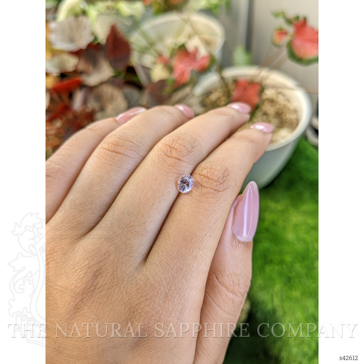 0.99 Ct. Pink Sapphire from Ceylon (Sri Lanka)