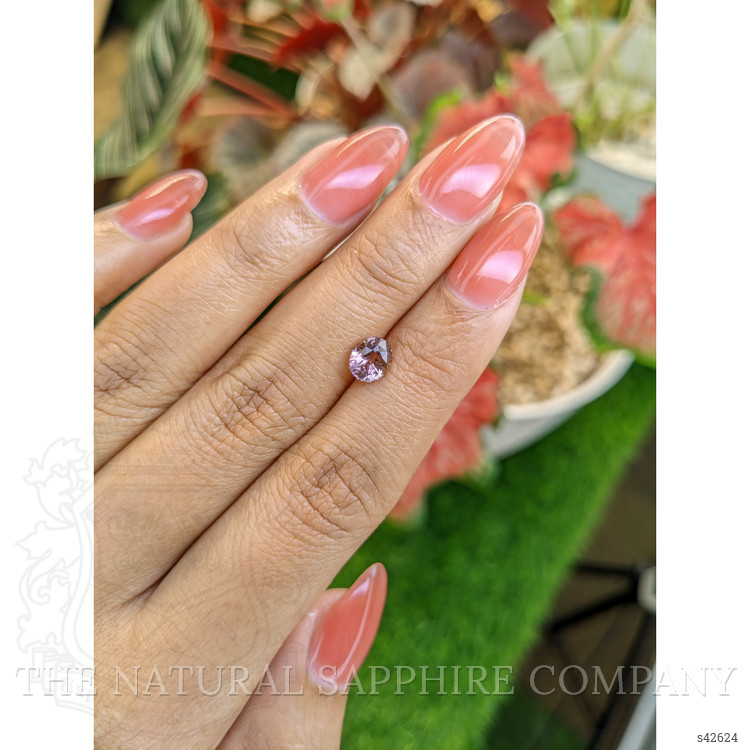 1.26 Ct. Pink Sapphire from Ceylon (Sri Lanka)