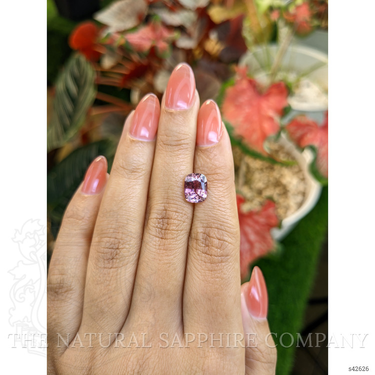 3.06 Ct. Purplish Pink Sapphire from Ceylon (Sri Lanka)