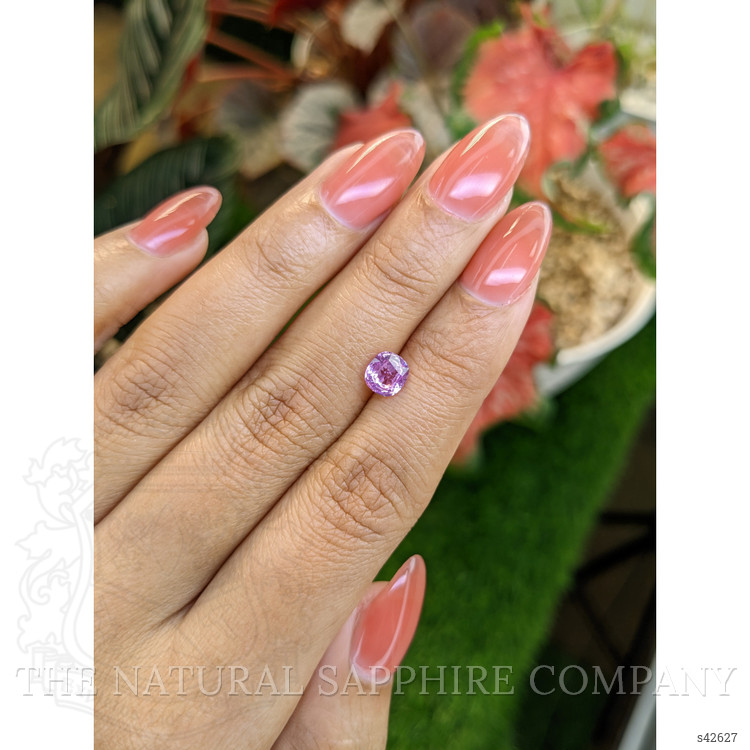 1.05 Ct. Pinkish Purple Sapphire from Ceylon (Sri Lanka)