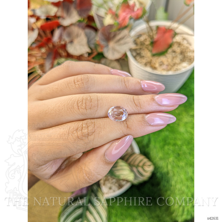 2.86 Ct. Pink Sapphire from Ceylon (Sri Lanka)