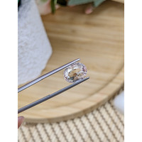 2.86 Ct. Pink Sapphire from Ceylon (Sri Lanka) Life Style