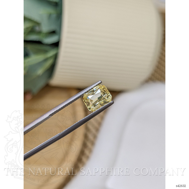 2.50 Ct. Yellow Sapphire from Ceylon (Sri Lanka)