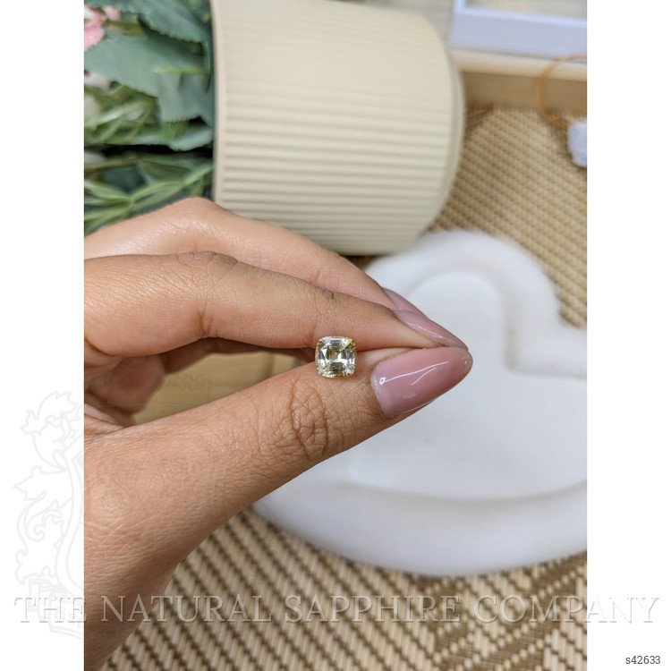 2.18 Ct. Yellow Sapphire from Ceylon (Sri Lanka)
