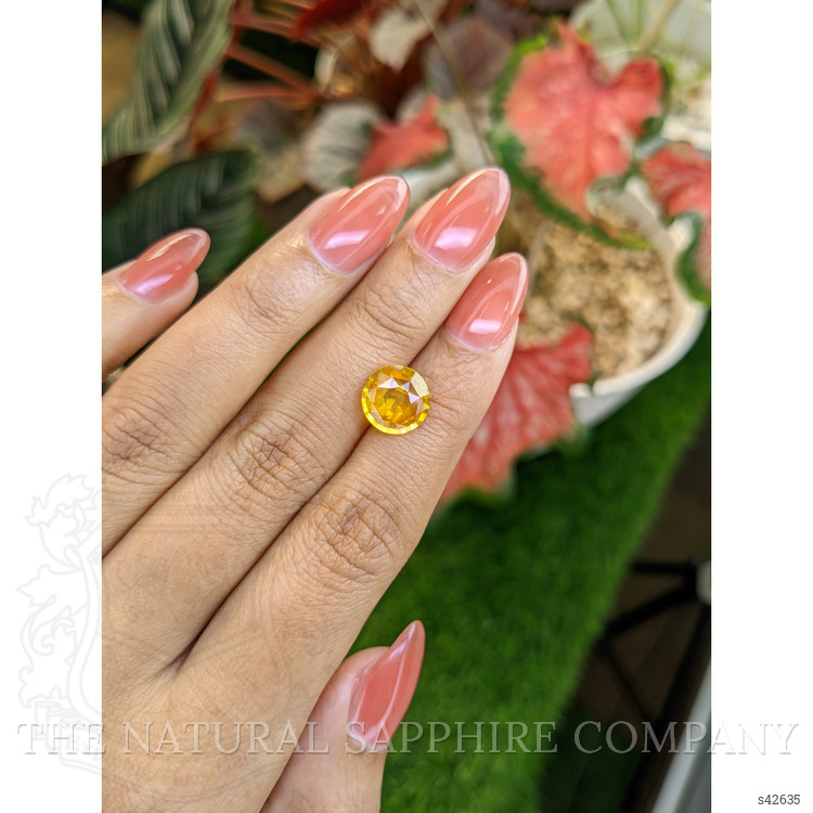 3.67 Ct. Yellowish Orange Sapphire from Ceylon (Sri Lanka)