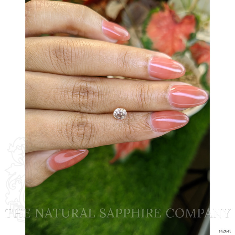 1.06 Ct. Peach Sapphire from Ceylon (Sri Lanka)