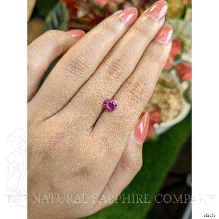 1.51 Ct. Purplish Pink Sapphire from Ceylon (Sri Lanka)