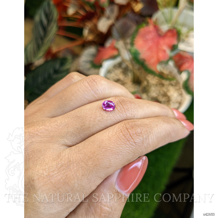 1.02 Ct. Purplish Pink Sapphire from Ceylon (Sri Lanka)