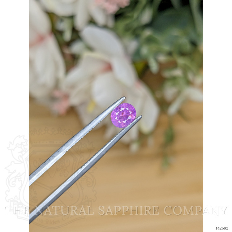 0.92 Ct. Pinkish Purple Sapphire from Ceylon (Sri Lanka)