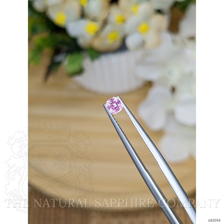 0.30 Ct. Pink Sapphire from Ceylon (Sri Lanka)