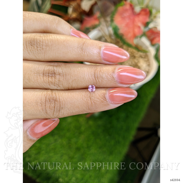 0.30 Ct. Pink Sapphire from Ceylon (Sri Lanka)
