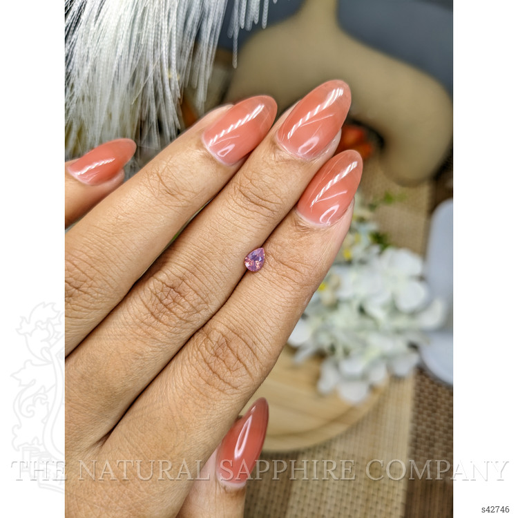0.36 Ct. Padparadscha Sapphire from Ceylon (Sri Lanka)