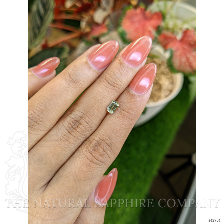 0.69 Ct. Yellowish Green Sapphire from Ceylon (Sri Lanka)