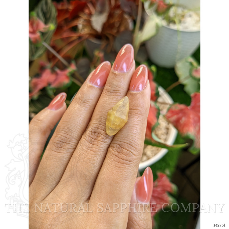14.81 Ct. Yellow Sapphire from Ceylon (Sri Lanka)