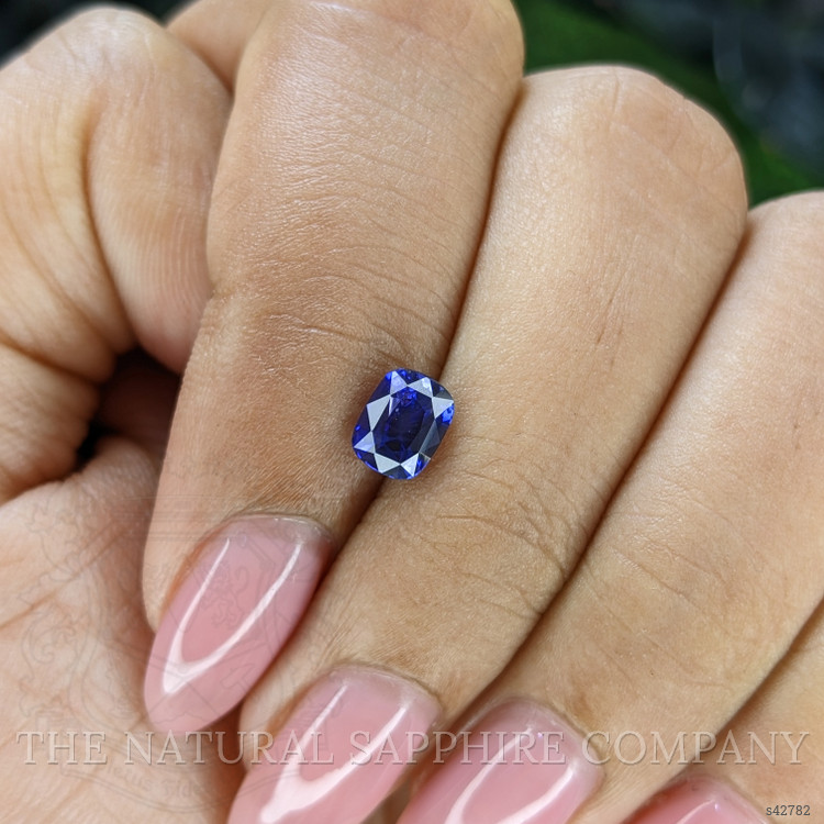 1.02 Ct. Purplish Blue Sapphire from Tanzania