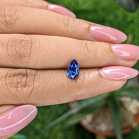 1.28 Ct. Blue Sapphire from Tanzania Life Style