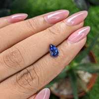 1.28 Ct. Blue Sapphire from Tanzania Life Style