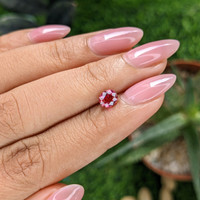0.83 Ct. Padparadscha Sapphire from Tanzania Life Style