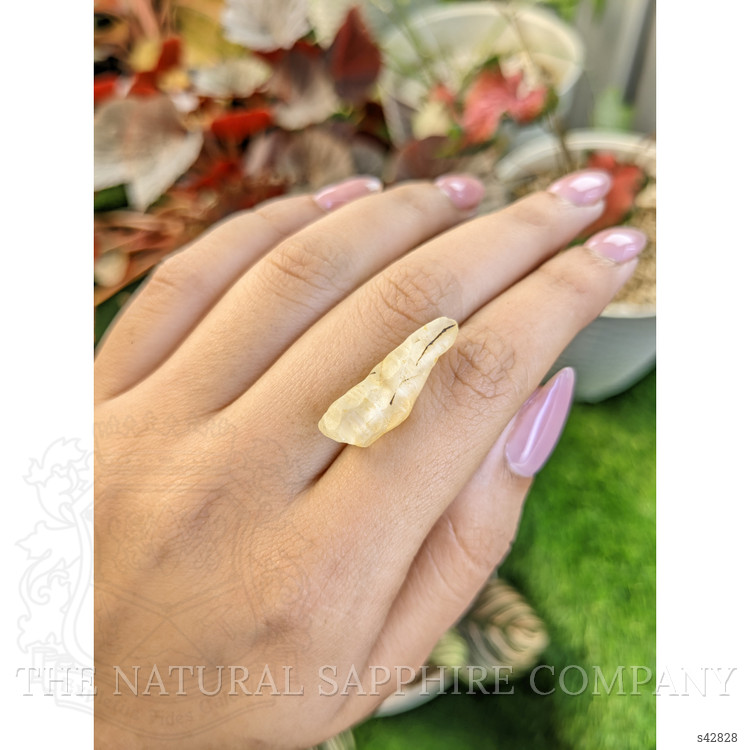 17.63 Ct. Yellow Sapphire from Ceylon (Sri Lanka)