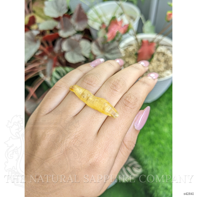 21.68 Ct. Yellow Sapphire from Ceylon (Sri Lanka)