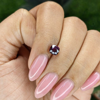 1.18 Ct. Purple Sapphire from Tanzania Life Style