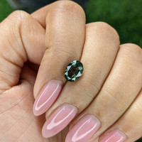2.13 Ct. Green Sapphire from Tanzania Life Style