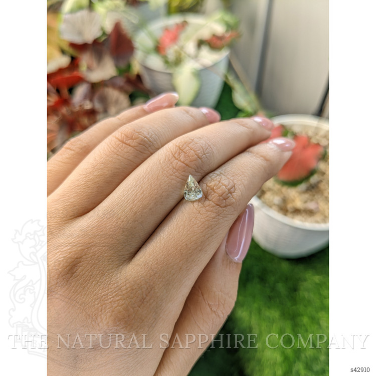1.10 Ct. Yellow Sapphire from Ceylon (Sri Lanka)
