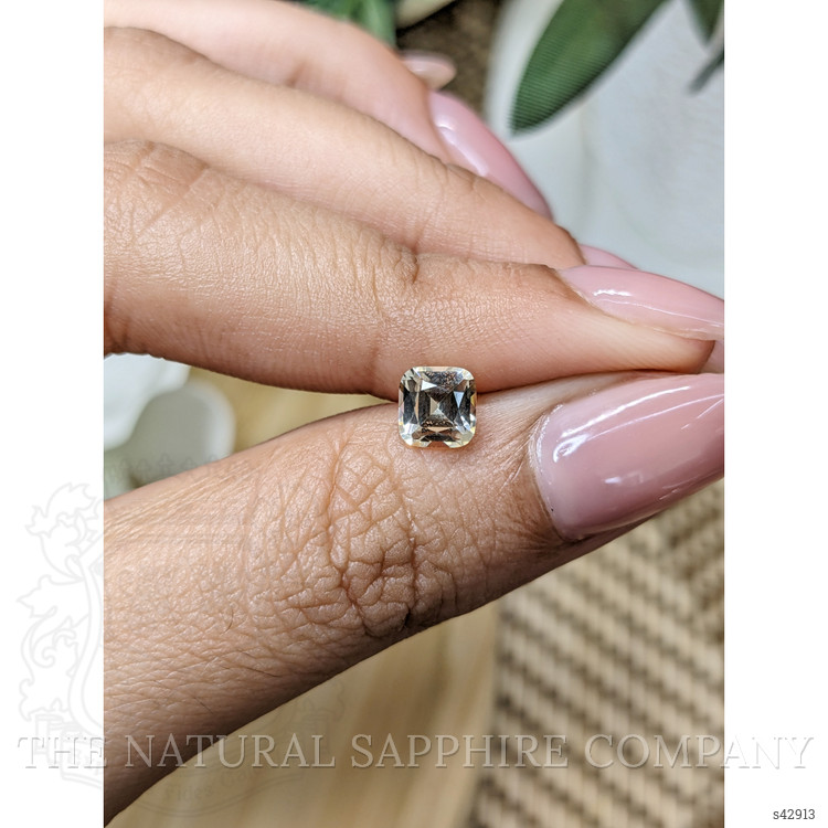1.00 Ct. Yellow Sapphire from Ceylon (Sri Lanka)