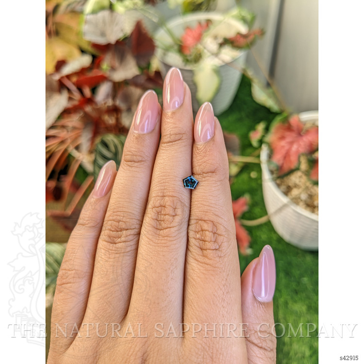 0.50 Ct. Greenish Blue Sapphire from Ceylon (Sri Lanka)