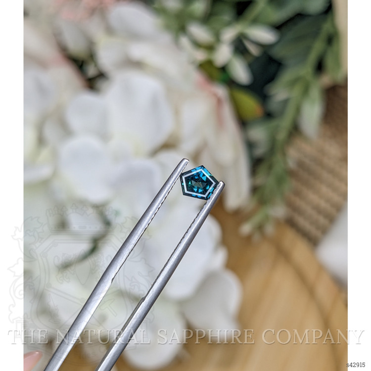 0.50 Ct. Greenish Blue Sapphire from Ceylon (Sri Lanka)