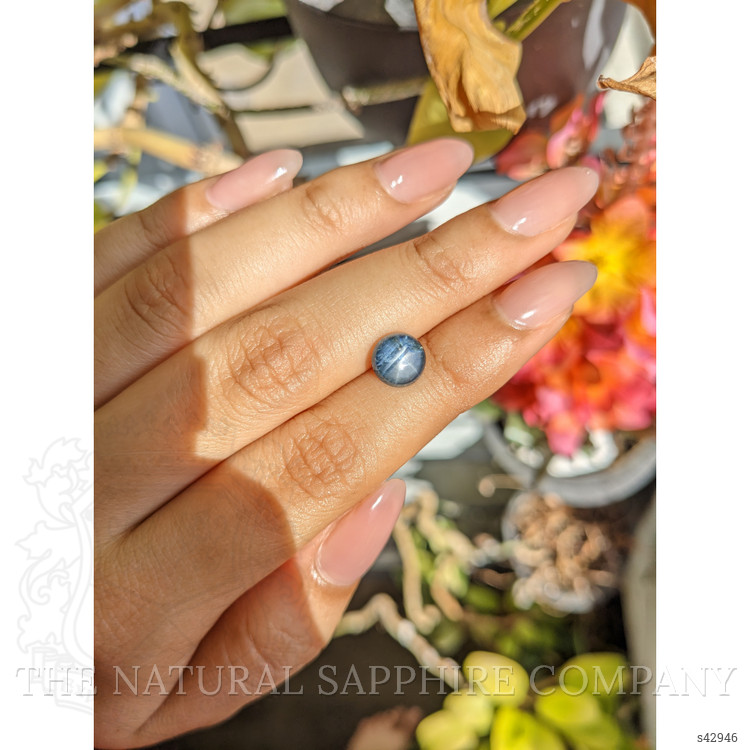 2.67 Ct. Greenish Blue Star Sapphire from Ceylon (Sri Lanka)