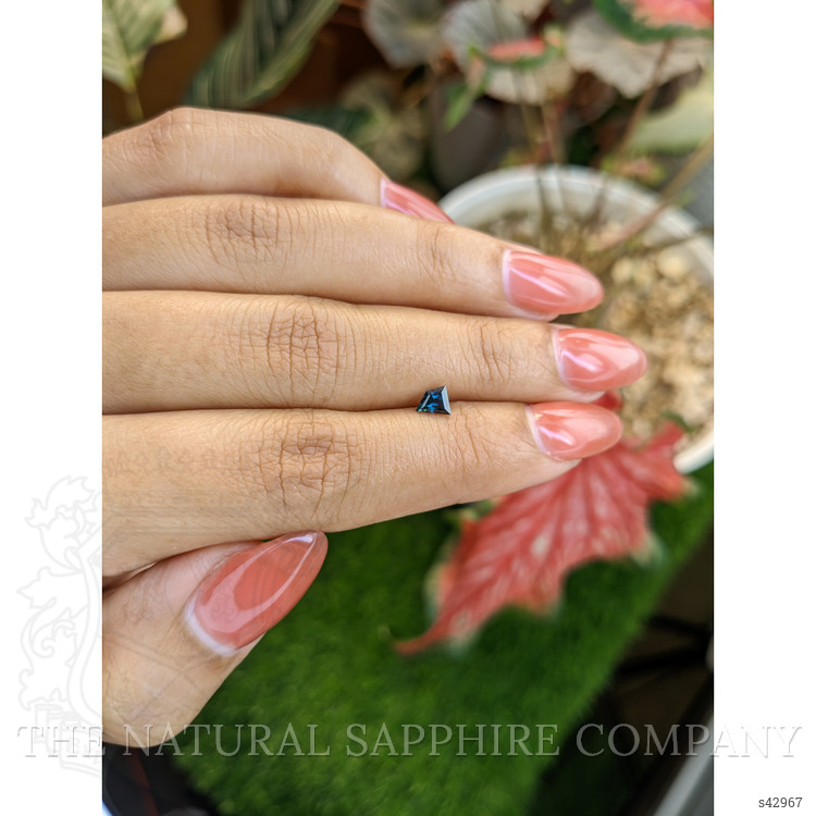 0.42 Ct. Greenish Blue Sapphire from Ceylon (Sri Lanka)