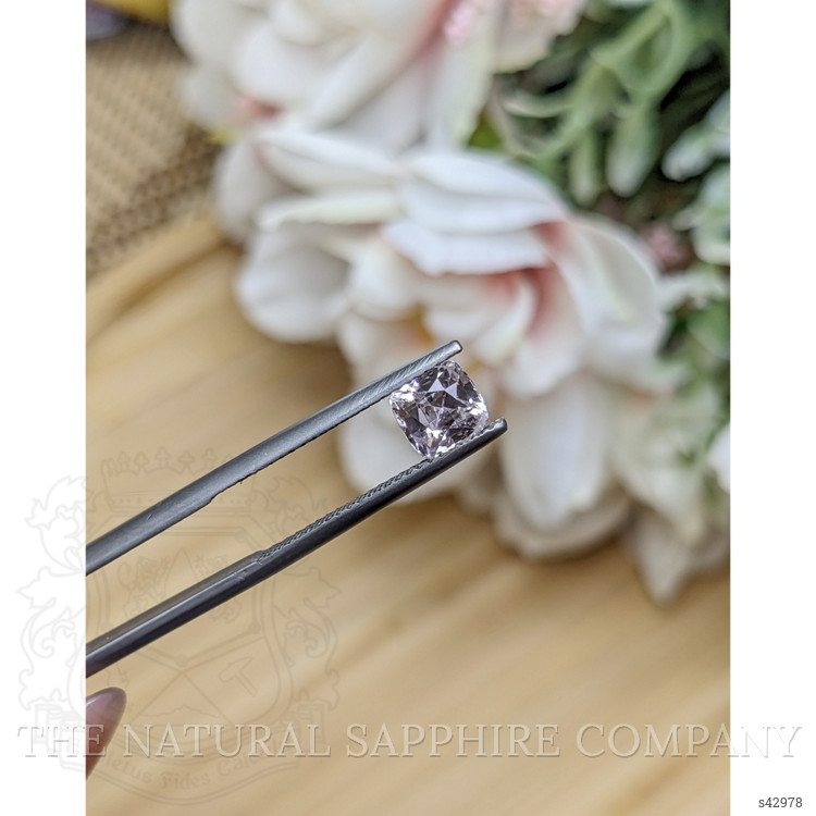 1.55 Ct. Pink Sapphire from Ceylon (Sri Lanka)