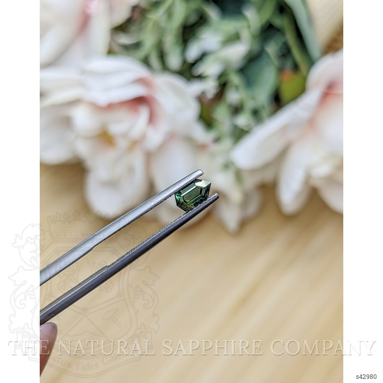 0.73 Ct. Bi Color Sapphire from Ceylon (Sri Lanka)
