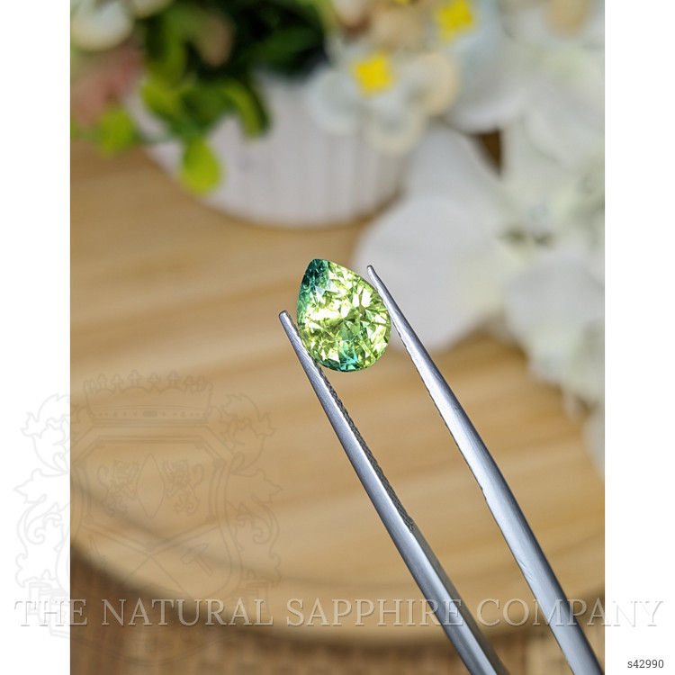 2.56 Ct. Bi Color / Parti Sapphire from Ceylon (Sri Lanka)