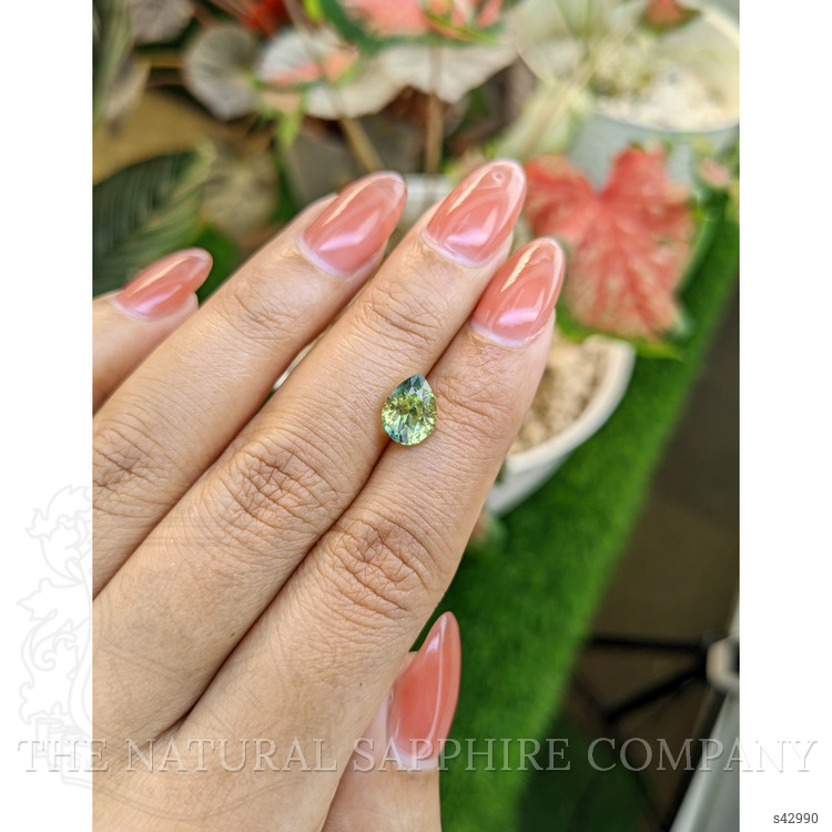 2.56 Ct. Bi Color / Parti Sapphire from Ceylon (Sri Lanka)