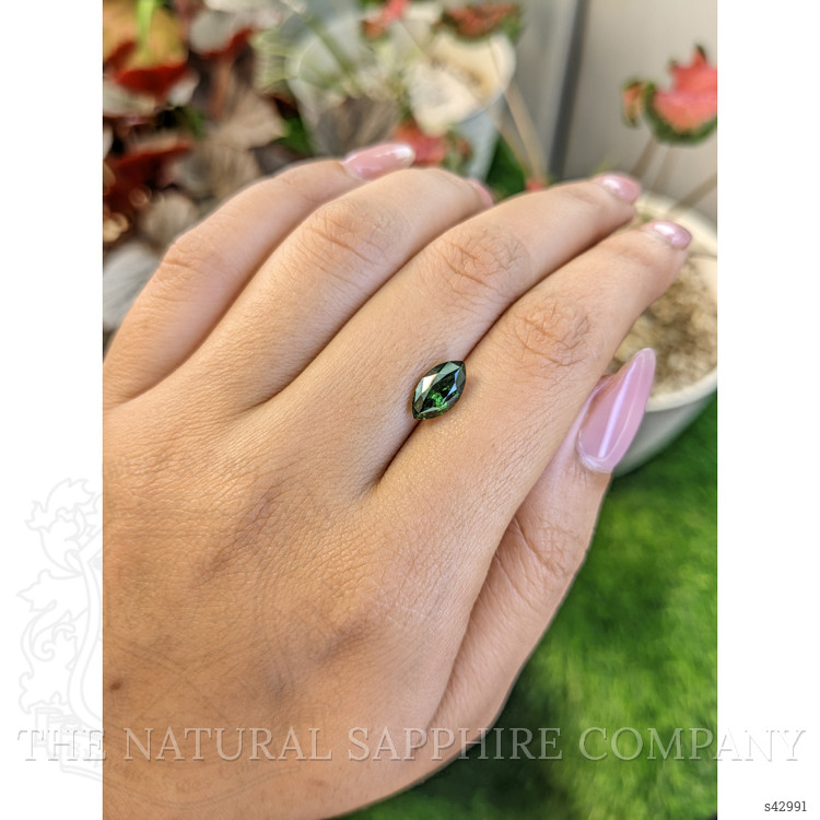 2.21 Ct. Green Sapphire from Ceylon (Sri Lanka)