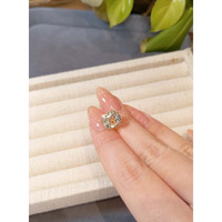 8.80 Ct. Yellow Sapphire from Ceylon (Sri Lanka) Life Style