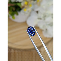 2.11 Ct. Blue Sapphire from Ceylon (Sri Lanka) Life Style