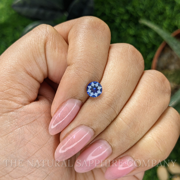 0.95 Ct. Bi Color / Parti Sapphire from Ceylon (Sri Lanka)