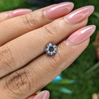 1.00 Ct. Bi Color / Parti Sapphire from Ceylon (Sri Lanka) Life Style