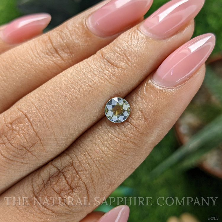 0.98 Ct. Bi Color / Parti Sapphire from Ceylon (Sri Lanka)