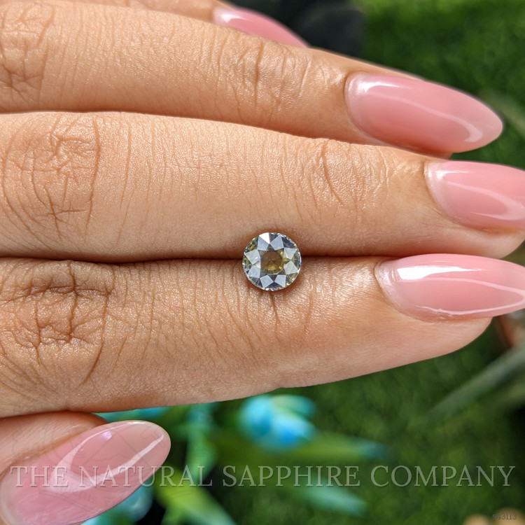 0.98 Ct. Bi Color / Parti Sapphire from Ceylon (Sri Lanka)